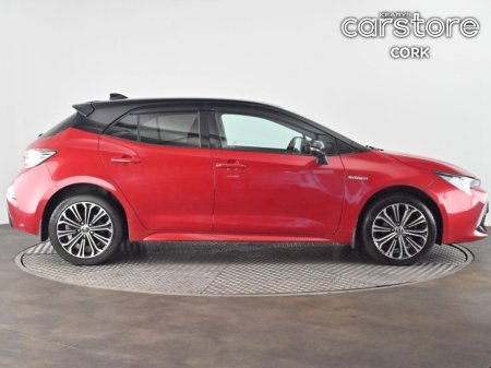 2019 Toyota Corolla 1.8 Hybrid Luna Sport Hatchback €21,444
