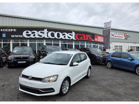 2015 Volkswagen Polo ( 152 REG) 1.2 TSI COMFORTLINE   ALLOYS // REV CAMERA AIR-CONDITION  //SIMI DEALER //