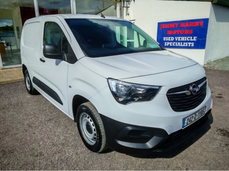 2024 Opel Combo KOMF L1H1-1.5 100PS D 3DR