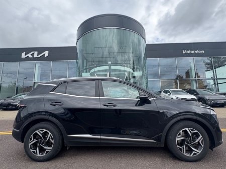 2022 Kia Sportage 1.6D Diesel PREMIUM SPEC 4 YEARS WARRANTY *SHOWROOM CONDITION* Touch Screen Infotainment System, Widescreen Cockpit, Roof Rails, Sat Nav