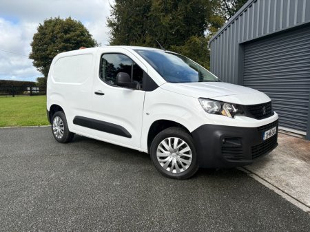 2021 Peugeot Partner  €10,500