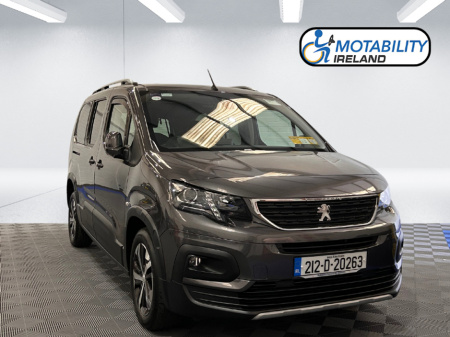 2021 Peugeot Rifter GT Wheelchair Accessible Taxi €41,995