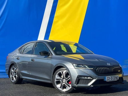 2022 Skoda Octavia VRS 2.0 TDI // HEATED VRS SPORT SEATS // APPLE CARPLAY/ANDROID AUTO // DIGITAL CLUSTER
