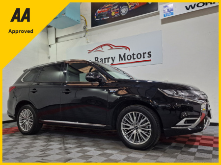 2021 Mitsubishi Outlander 2.4 PHEV EXCEED 4WD AUTOMATIC **ONE OWNER / APPLE CARPLAY / BLIND SPOT ASSIST / CRUISE CONTROL / DIAMOND QUILTED LEATHER / HEATED SEATS & STEERING WHEEL / SAT NAV / 360 DEGREE PARKING CAMERA**