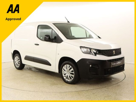 2022 Peugeot Partner  €12,450