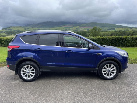 2016 Ford Kuga 2.0 TDCi TITANIUM 4SEATS Commercial