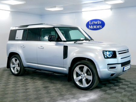 2024 Land Rover Defender  €99,950