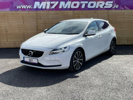 2017 Volvo V40 