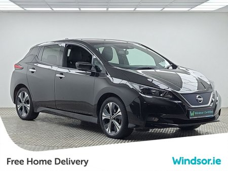 2022 Nissan Leaf N-Connecta 40kWh + Plus Part Leather + Cold Pack