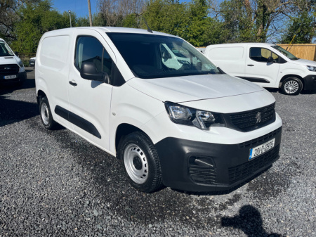 2020 Peugeot Partner 
