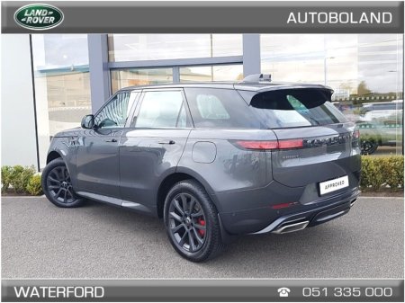 2024 Land Rover Range Rover Sport * 5 years or 150,000 KM Warranty * 3.0 PHEV P460e Dynamic SE - Sliding Pan Roof, Cold Climate Pack, Electric Deployable Towbar €105,995