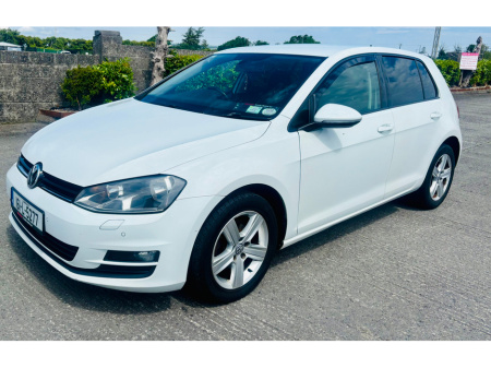 2016 Volkswagen Golf  €9,995