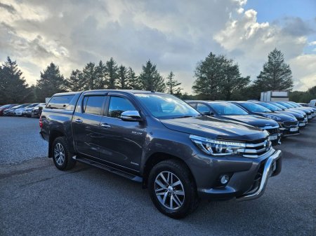2017 Toyota Hilux 2.4 D4D Invincible 4WD D/C 4DR