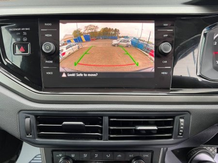 2018 Volkswagen Polo COMFORTLINE 1.0 TSI AUTO // DUAL ZONE CLIMATE CONTROL // LOW MILEAGE // REVERSE CAMERA