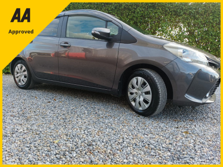 2015 Toyota Yaris 1.3 4 CYLINDER AUTOMATIC LOW MILEAGE ONLY 28,375kms COMPREHENSIVE SERVICE HISTORY (7 STAMPS) PRIVACY GLASS REVERSE CAMERA KEYLESS ENTRY FACTORY IMMOBILISER STOPSTART TECHNOLOGY 4 NEW TYRES 2 YEARS NCT