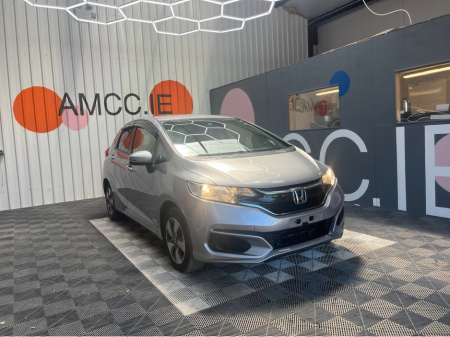 2019 Honda Fit ONLY €13,950! 1.5 HYRBID / 101k KMs / AUTOMATIC
