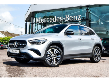 2025 Mercedes-Benz GLA Class 180d Progressive Night Pack NEW 252 €59,495