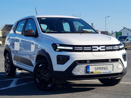 2025 Dacia Spring Extreme 26.8kWh 65hp (7AC/30DC) *ORDER YOUR 252 TODAY*