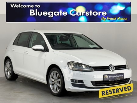 2017 Volkswagen Golf NEW NCT**Semi Digital Dash**Touchscreen Media**Reverse Camera**Multifunctional Steering Wheel **Foldable Mirrors**Black Cloth Interior**Keyless Start**Electric Handbrake**Auto Headlight**Isofix**