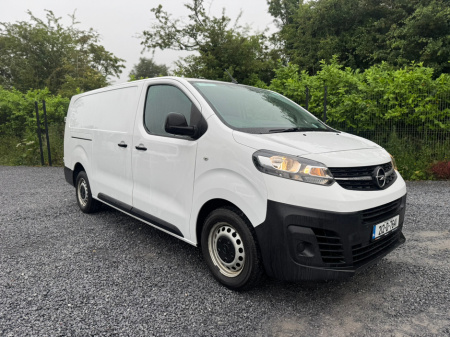 2021 Opel Vivaro  €15,950