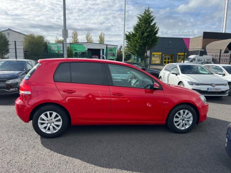 2014 Volkswagen Golf  €7,999