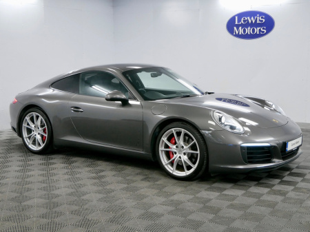 2017 Porsche 911 S PDK €115,950