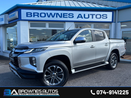 2019 Mitsubishi L200 INTENSE 6MT 4DR 2.5 DID CR 4WORK €27,495