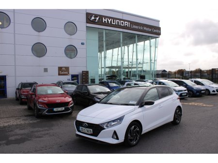 2021 Hyundai i20 1.2 Launch Edition 2 Tone Roof