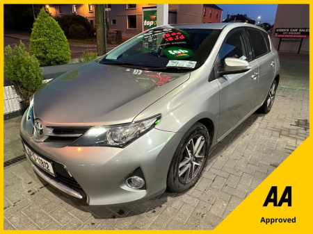 2015 Toyota Auris 1.33 Petrol SOL €11,495