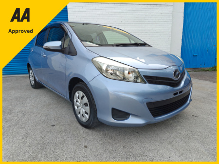2013 Toyota Vitz LUNA 1.3L AUTOMATIC €7,995