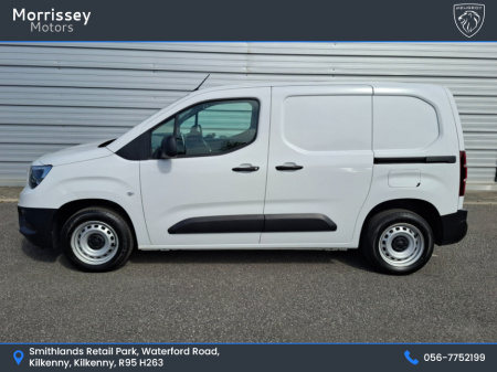 2023 Opel Combo KOMF L1H1-1.5 100PS D 3DR KOMFORT TRIM €18,500