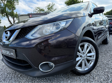 2015 Nissan Qashqai 1.5 DSL SV 4DR €8,999