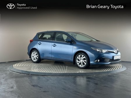2016 Toyota Auris HYBRID LUNA