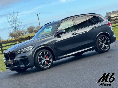 2022 BMW X5 XDRIVE45E M SPORT PRO €67,950