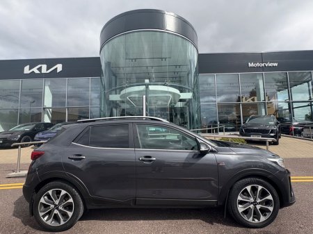 2018 Kia Stonic 1.6D PREMIUM SPEC 5DR, Air Conditioning, Bluetooth, Alloy Wheels, Rear Parking Sensors,