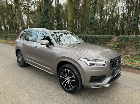 2020 Volvo XC90 B5 (235hp) AWD Momentum Auto