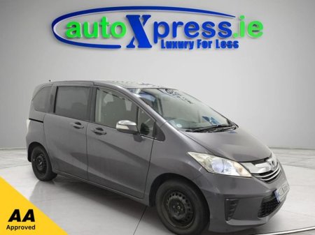 2016 Honda Freed 7 SEATER 1.5 G Auto, Reversing camera €13,995