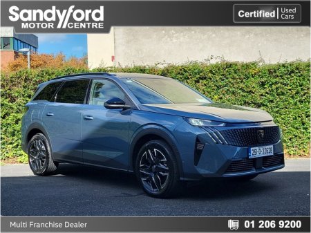 2025 Peugeot 5008 1.2 Hybrid 136bhp E-DCS6 Allure €48,950