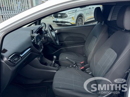 2020 Ford Fiesta TREND 1.5 TD 85PS M6 3DR 2DR €10,950