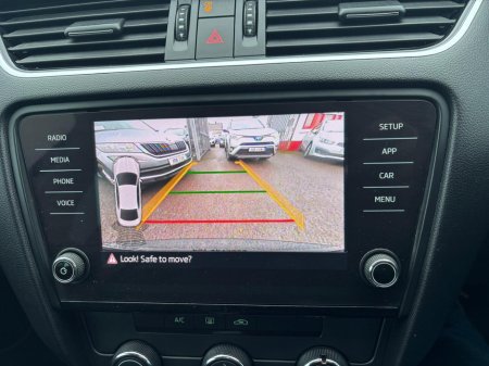 2018 Skoda Octavia AMBITION 1.6 TDI 90HP 4 4DR €11,750