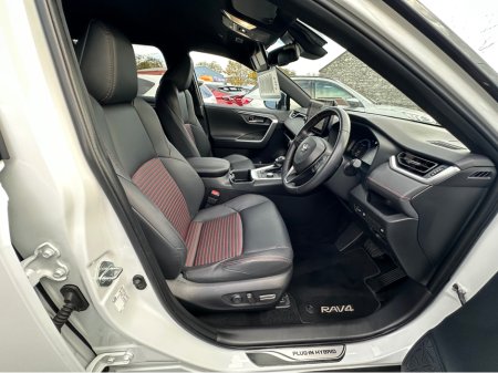 2023 Toyota Rav4 PHEV 4X4 - Fully Loaded - New model €43,940