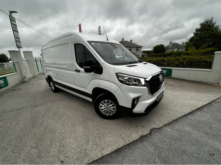 2025 Maxus Deliver 9 FWD MAXUS DELIVER 9 LUX MODEL WITH REAR CHEVRONS  ON REAR DOORS