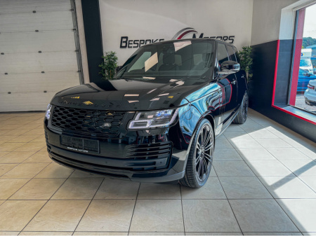 2020 Land Rover Range Rover P400E SE