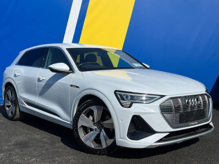2022 Audi e-tron S-LINE 50 QUATTRO AUTO // S-LINE SPORT LEATHER POWERED & HEATED SEATS // BANG & OLUFSEN // ADAPTIVE AIR SUSPENSION