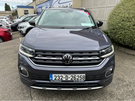 2023 Volkswagen T-Cross R-LINE AUTOMATIC 1.0 TSI PETROL //HIGH SPEC//HEATED SEATS//REVERSE CAMERA//KEYLESS ENTRY//