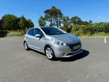 2015 Peugeot 208 1.2 ALLURE 82BHP 5DR A €8,995