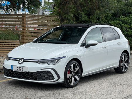 2023 Volkswagen Golf GTE S-A DSG...HUGE SPEC..SUNROOF...FINANCE PROVIDED...WARRANTY INCLUDED