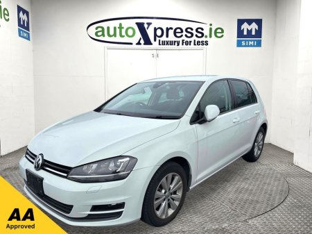 2017 Volkswagen Golf 1.2 TSI Automatic, Reversing camera