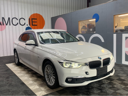 2016 BMW 3 Series 320d / 60k KMs / Heated Leather, Reverse Camera & More