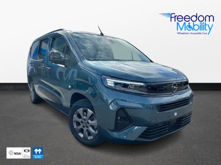 2025 Opel Combo Life Auto Wheelchair Accessible. 130bhp